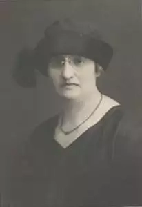 Paní poštmistrová [str. 110 – 117]