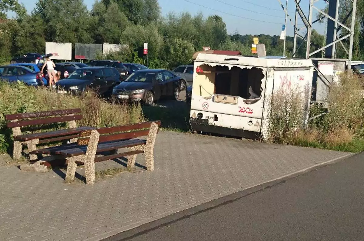 „Obytný“ přívěs u Hrabovského jezu