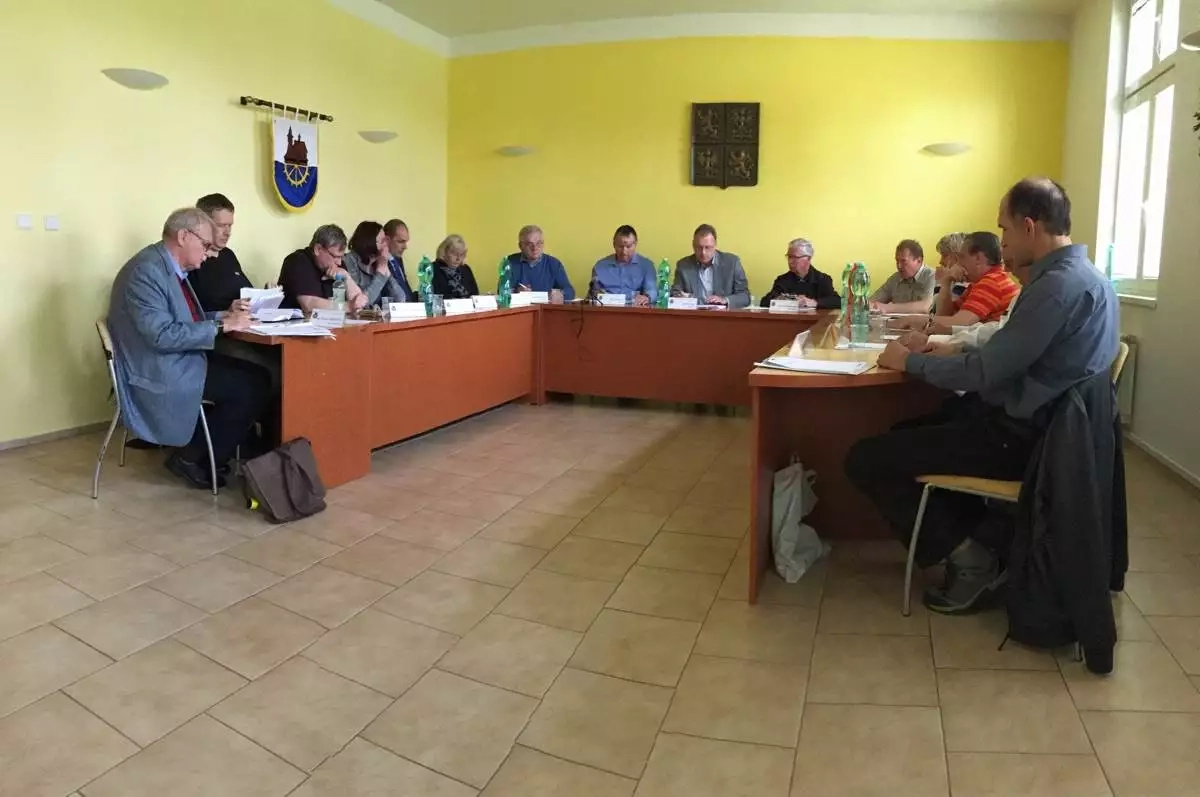 24.9. bylo poslední zastupitelstvo volebního období