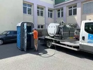 (FOTO) Návštěvnící areálu za školou si mají opět kam