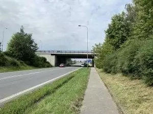 Řidič nepoužil v dané zatáčce 