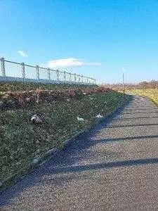 Stezka podél prodloužené Mostní