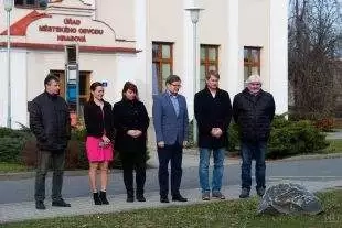 (FOTO) PietnĂ vzpomĂnka na Petra Nováka a JiĹ™Ăho Neuwirta