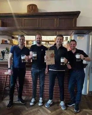 Stodola, aneb kde se jí s chutí a pije s radostí