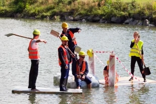 (FOTO) Neckyáda v Hrabové přinesla smích, nečekané koupání i napětí